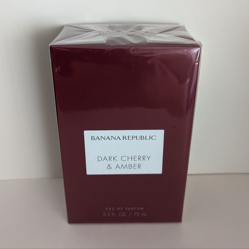 Banana Republic Dark Cherry & Amber (unisex)